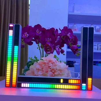 Naują Balso Valdymo Pikapas Ritmą Lengvųjų Automobilių Atmosfera RGB spalvotu LED Muzikos Ritmą, Šviesos, USB Įkrovimo Reguliuojamas Šviesos Naktį